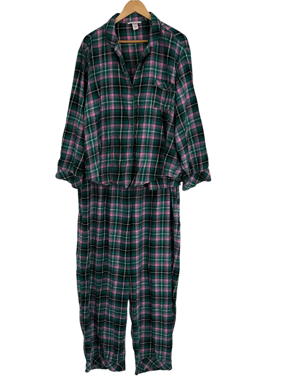 Victoria’s Secret Pajama Set Size 2X Plaid 2 Piece Women’s Button Up Flannel
